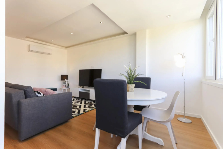 Marques Premium I by Homing