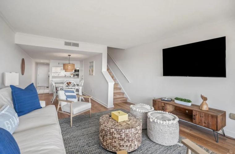 409 Captain John Fripp Villa