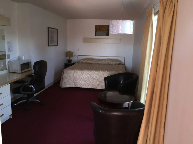 Voyageur Motel
