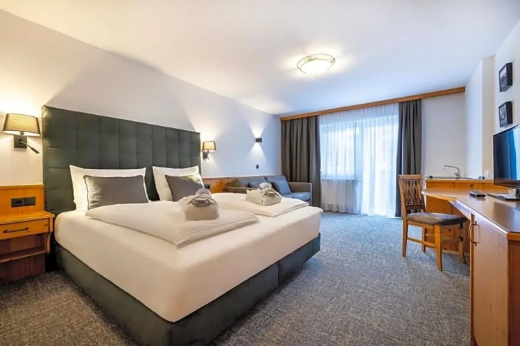 Deluxe Quadruple room