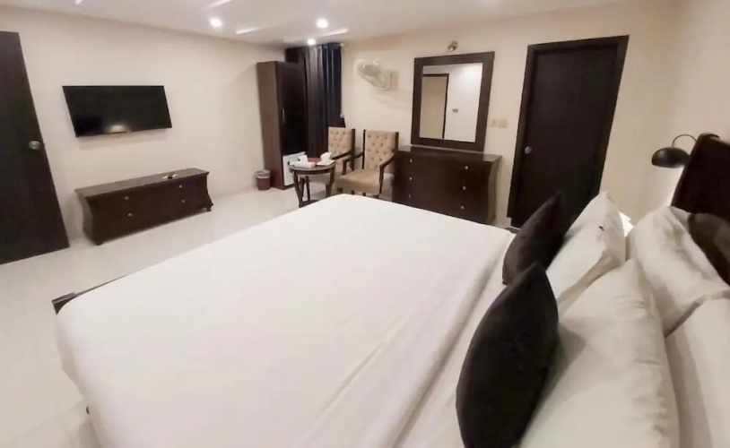 Mairona Hotels Gulberg