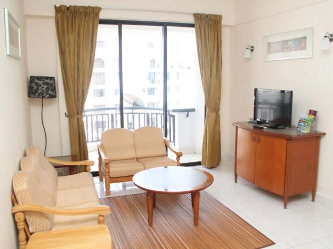 Marina Crescent Condominium