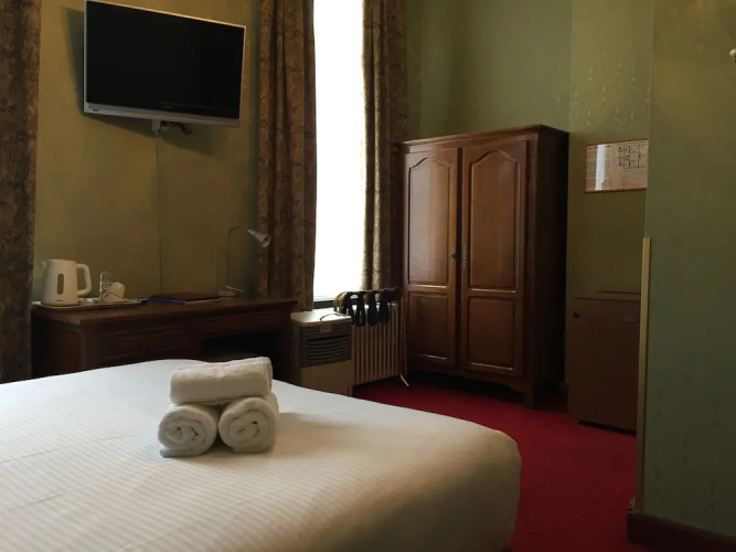 Station Hotel