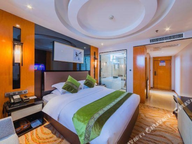 Premier Twin Suite