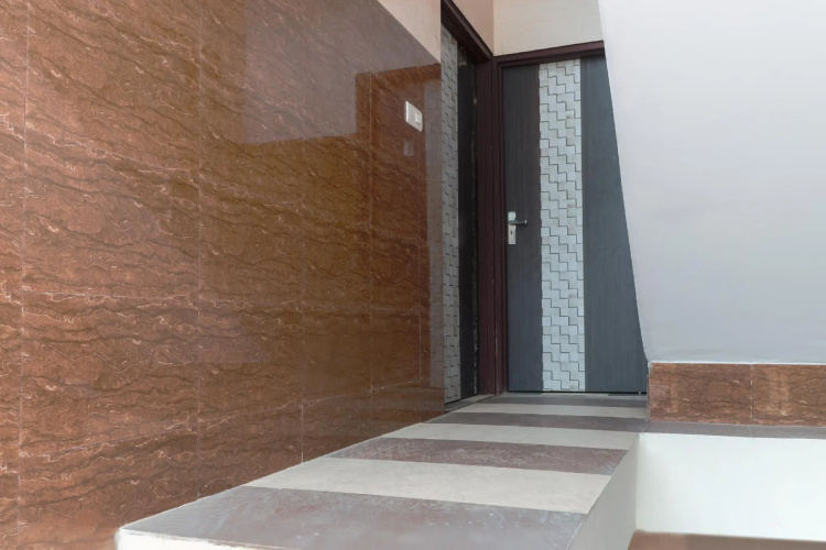 OYO 43318 Aayat Apartment