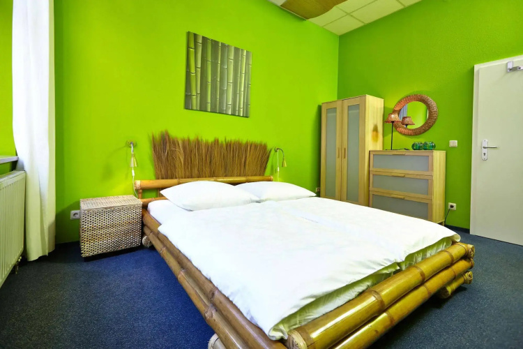 LaLeLu Hostel