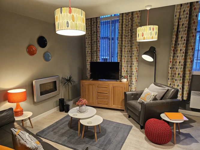 Charming 1-bed Apartment in Newark