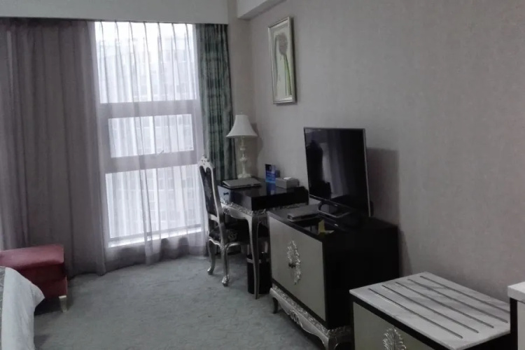 T-Longee Hotel