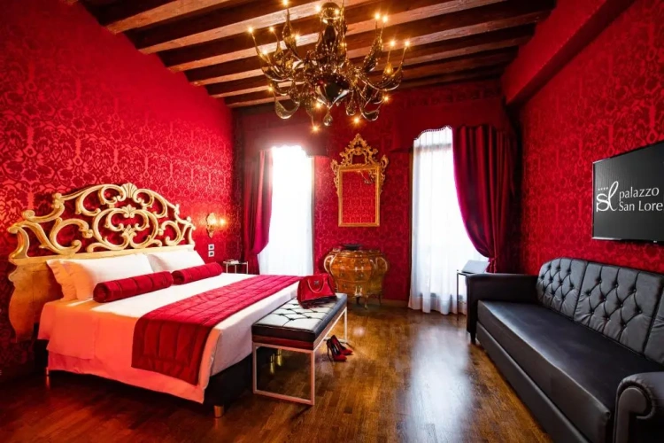 Deluxe Double room with canal view