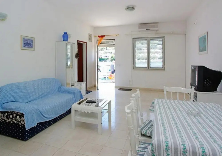 Apartments Tomašić