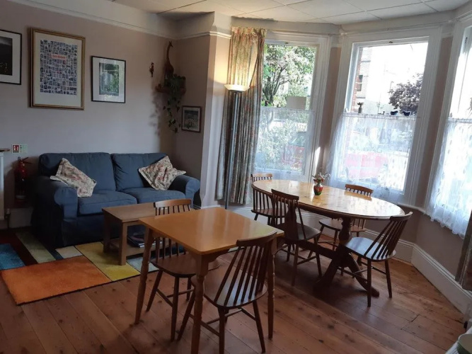 Acorn Guest House