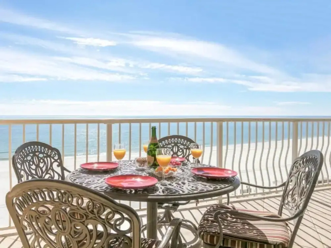 Emerald Key 603 Corner-unit Low-density 3 BR
