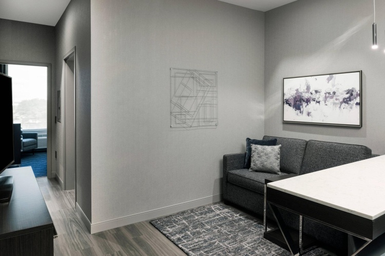 1 Bedroom Double Suite