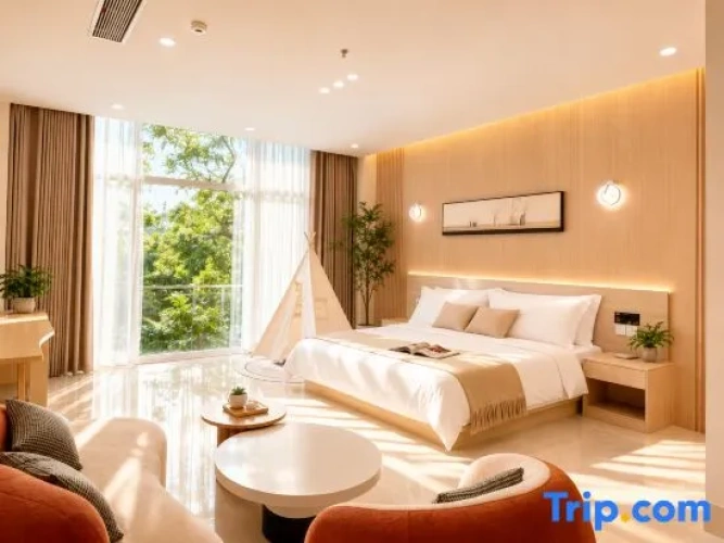 2 Bedrooms Presidential Family Suite with balcony and with view