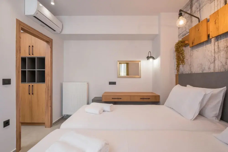 Aromi Apartments