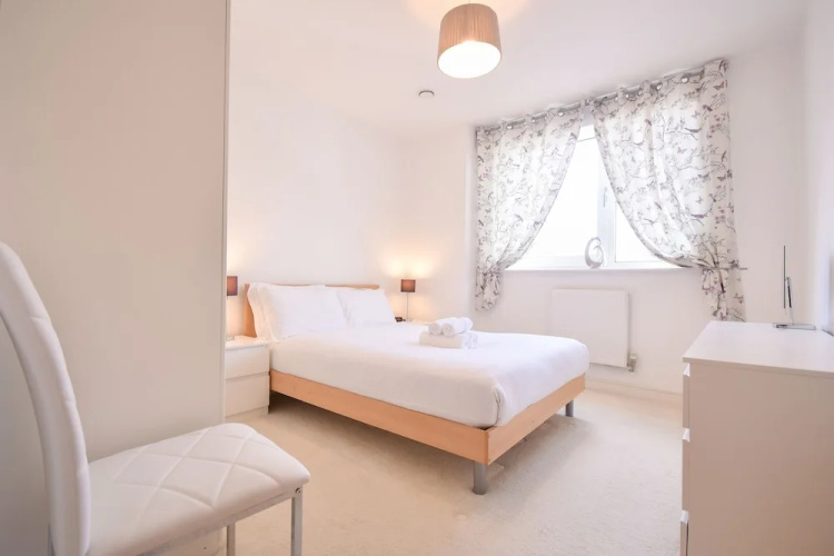 Town or Country - Splash Apartments