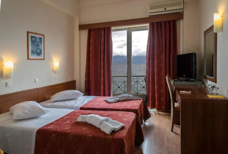 Hotel Kiani Akti