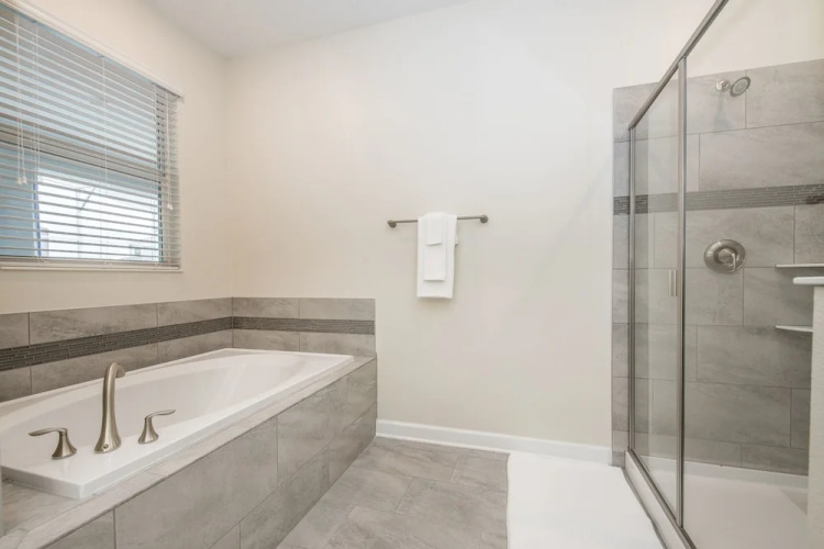 1675 Moonvalley Drive