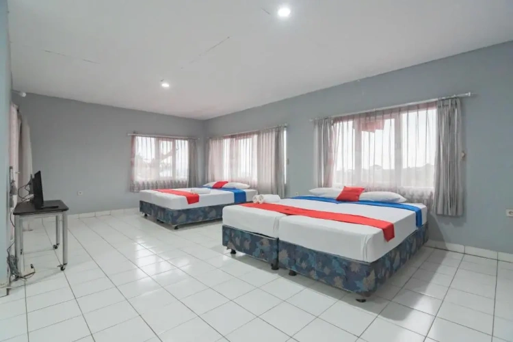 Standard Family room