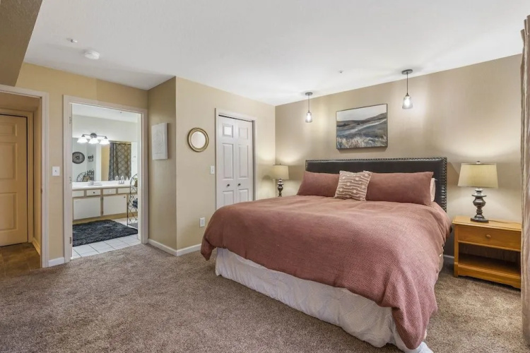Bunker Ridge Rendezvous - Branson - Condo in Pointe Royale