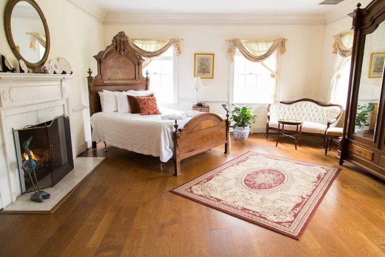 Inn at Stone Manor