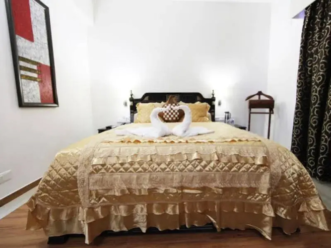 Hotel White Dammar