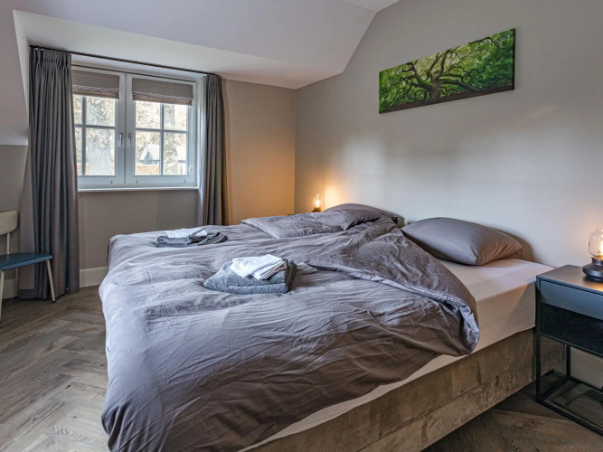 Charming Holiday Home in Nijverdal with Jacuzzi