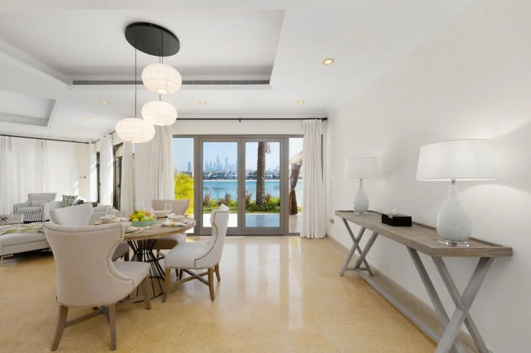 Exclusive Villa w Private Pool Garden Beach