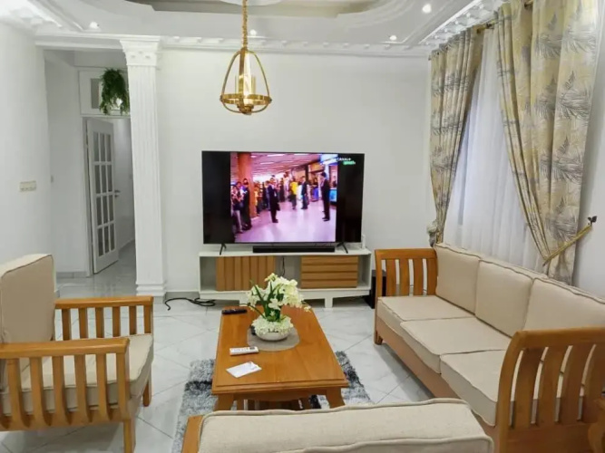 MH - Upper Floor Apart