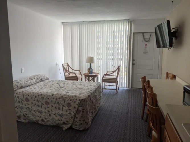 Deluxe Family Suite