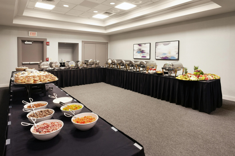 Hilton Garden Inn Chicago North Shore/Evanston photo 12