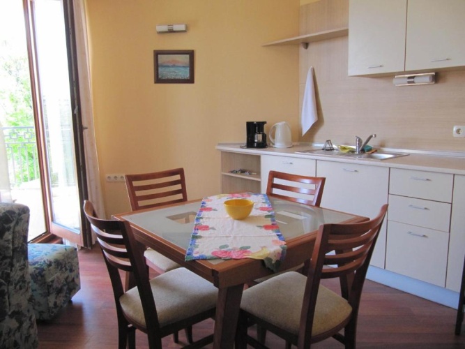 1 Bedroom Apartment with balcony and with sea view