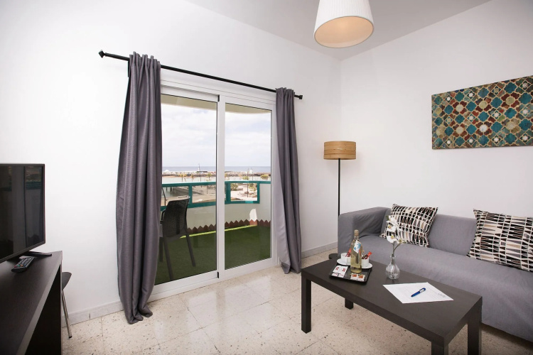 Apartamentos Islamar