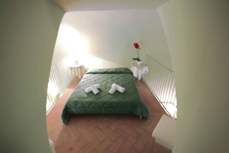 Fleur de Lis Loft