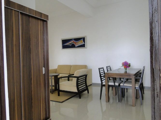 Iris Toubab Hotel