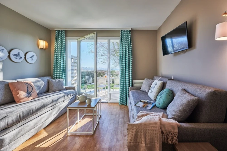 2 Bedrooms Cottage with balcony