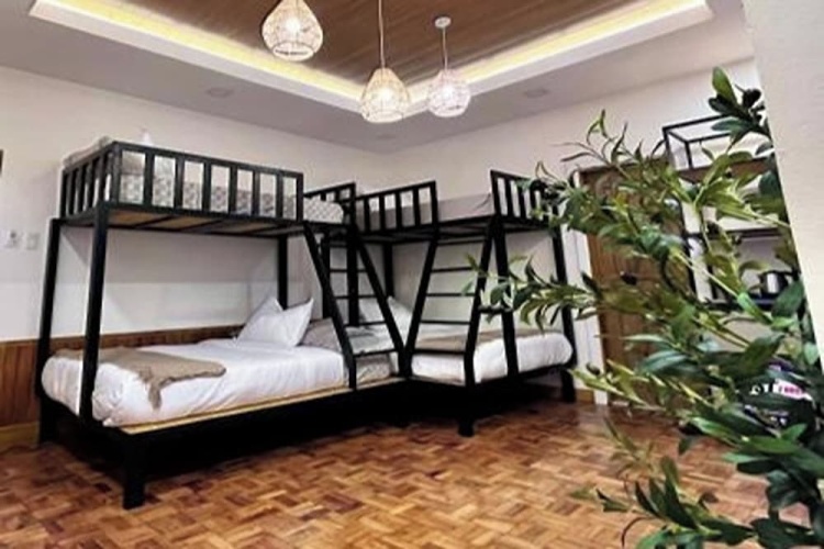 Standard Family room