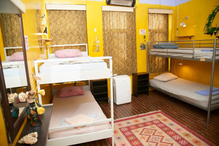 Chilloutlya Hostel&Bar