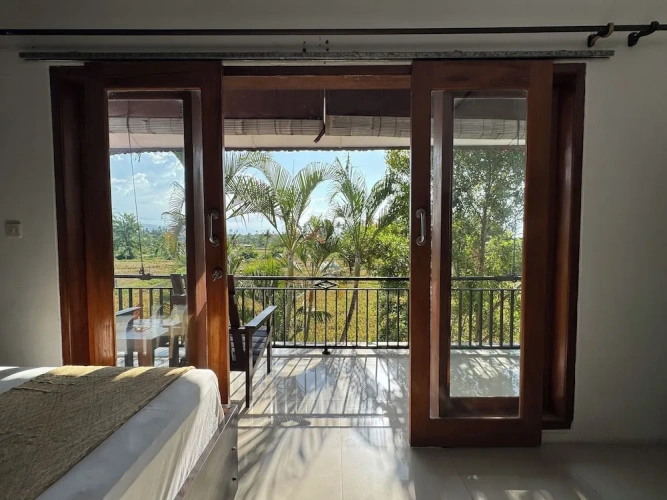 Standard Family room with view
