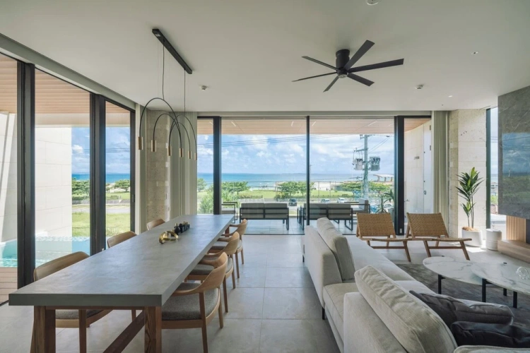 3 Bedrooms Luxury Villa with balcony