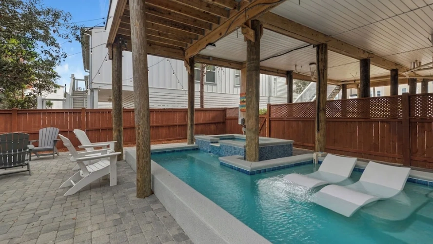 Cottage with balcony and with pool view