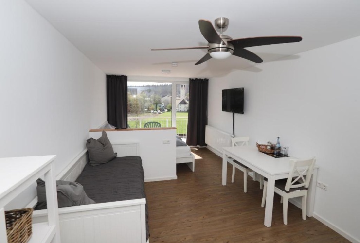Apartment with balcony