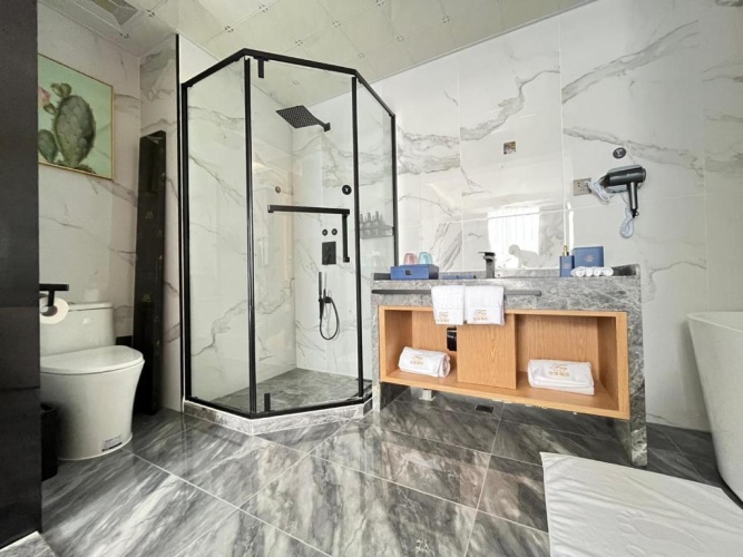 1 Bedroom Suite