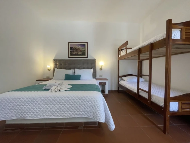 Standard Quadruple room with view