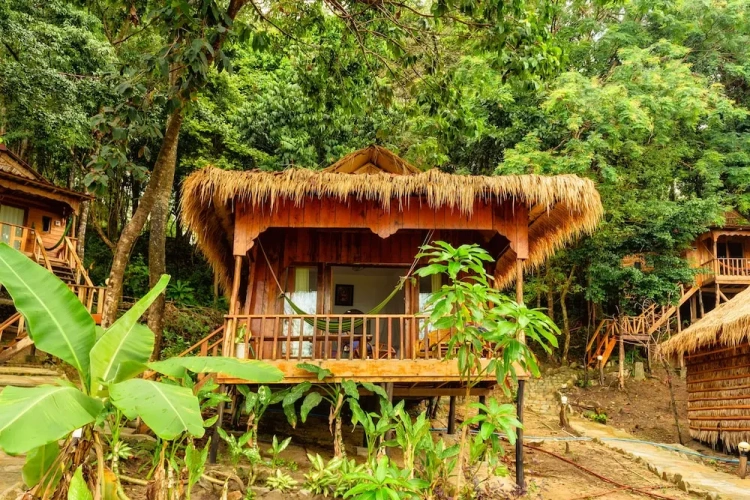 Bungalow beachfront