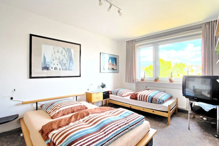 Private Apartment August-Schaper-Straße