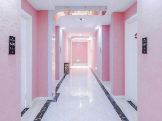 Dongfang Holiday Hotel
