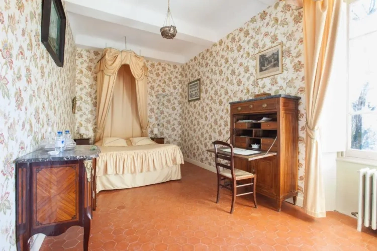 Standard Double room with view