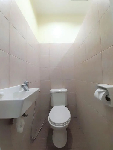 OYO 442 ipark Hotel