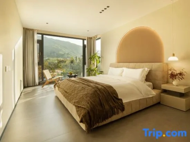 Standard Double room with mountain view